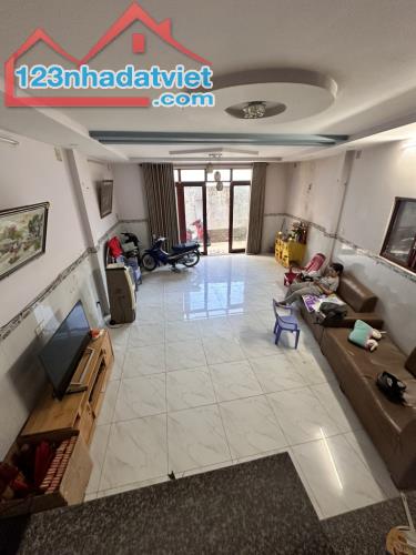 CON ĐƯỜNG SẦM UẤT NHẤT QUẬN 7- ĐƯỜNG NGUYỄN THỊ THẬP - DIỆN TÍCH 72,3M2 GIÁ NHỈNH 5 TỶ