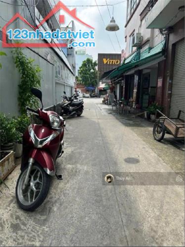 🏡 Bán nhà Tô Hiến Thành, Q.10, 94m² gần Vạn Hạnh Mall, 9.x tỷ! - 2