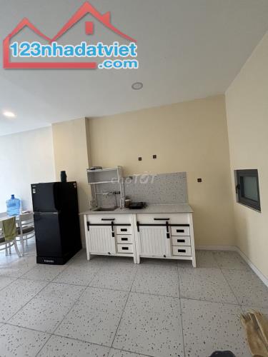 Cho thuê căn hộ 2 phòng ngủ – full nội thất 92m² – giá chỉ 7,4 triệu/tháng - 1
