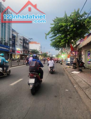 NHÀ NỞ HẬU TÀI LỘC – VỪA Ở VỪA KINH DOANH – NGAY AEON MALL BÌNH TÂN DT 200M2 CHỈ 16 TỶ - 1