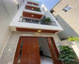 NHÀ ĐẸP - GIÁ CẢ HỢP LÝ - Ô TÔ ĐỖ SÁT CỬA