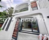 Gần chợ Bình Chánh cần nhượng nhà 64 m, chỉ 1,250 tỷ, sổ hồng riêng