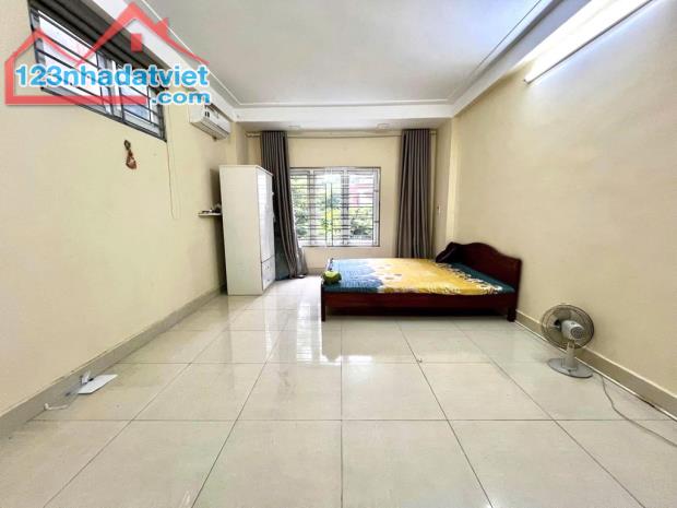 BÁN NHÀ VĂN QUÁN 38M2, DÂN XÂY- 10M RA ĐƯỜNG Ô TÔ TRÁNH, 6.8 TỶ. - 1