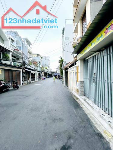 BÁN NHÀ QUẬN 7,MTKD HẺM THÔNG ,XE HƠI TRÁNH LÊ VĂN LƯƠNG ,GIÁ 8.99 TỶ(TL)