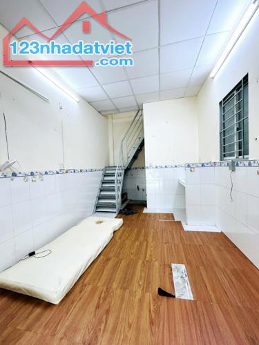 BÁN NHÀ QUẬN 7,MTKD HẺM THÔNG ,XE HƠI TRÁNH LÊ VĂN LƯƠNG ,GIÁ 8.99 TỶ(TL) - 2