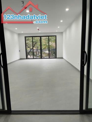 Chính chủ cho thuê nhà mới xây Số nhà 63, ngõ số 3 Phạm Tuấn Tài, Phường Nghĩa Tân, Q. - 3