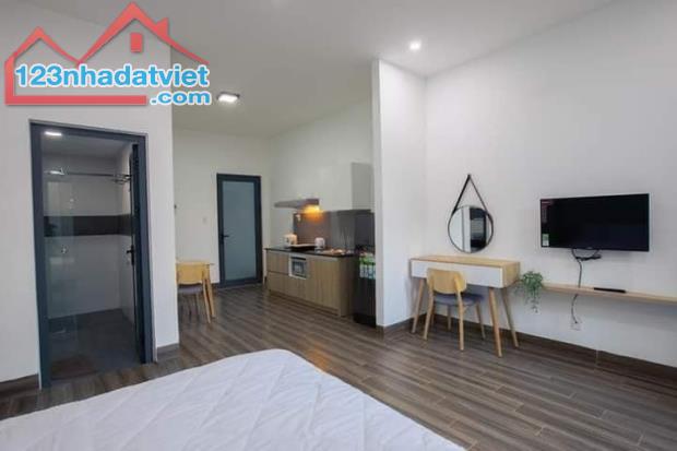 CHỈ 1 CĂN DUY NHẤT, Nhà 4 tầng NGUYỄN THÔNG, DT 100m2, sát Trần Hưng Đạo, cạnh cầu Rồng,