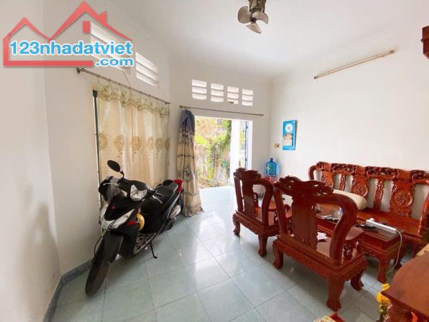 BÁN NHÀ HẺM NGUYỄN DUY TRINH, DT 90M2, NHỈNH 3 TỶ - 2