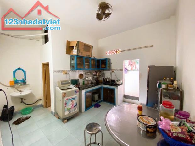 BÁN NHÀ HẺM NGUYỄN DUY TRINH, DT 90M2, NHỈNH 3 TỶ - 3