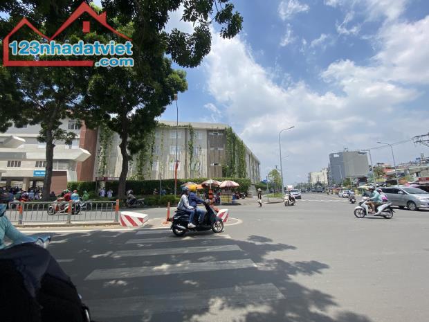 Về quê dưỡng già, cần bán gấp nhà hẻm xe hơi Tân Thắng, 100m, khu sầm uất, 6.x tỷ, bao giá - 2