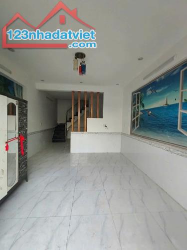 Nhà 1 lầu 1 trệt đường ô tô thông 1.35 tỷ - 1