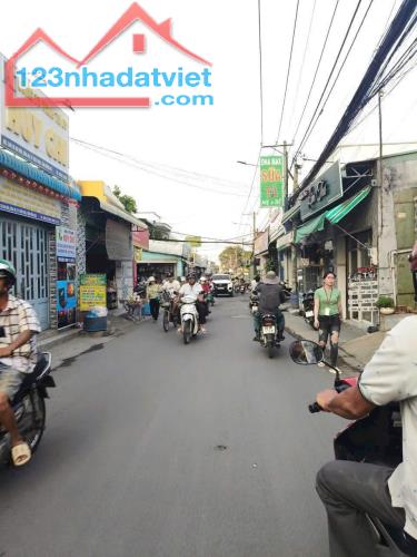 Nhà 1 lầu 1 trệt đường ô tô thông 1.35 tỷ - 4