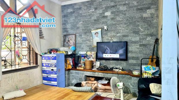 BÁN NHÀ PHỐ THANH XUÂN - Ô TÔ TRÁNH - DIỆN TÍCH 70M - CHỦ ĐỊNH CƯ ANH QUỐC - 1