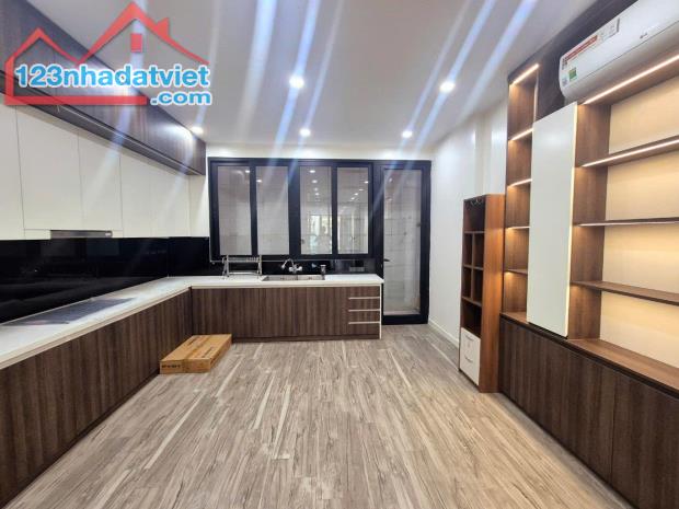 Bán #Nhà mặt phố Trần Đại Nghĩa - Phố Vọng  35m 5 Tầng - SĐCC. Chỉ hơn 11 tỷ - 3