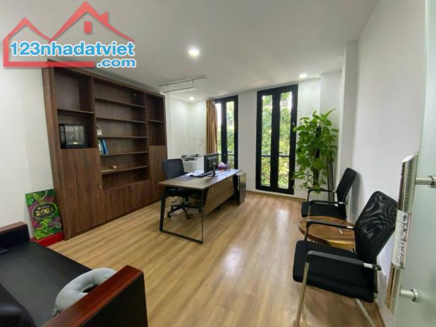 BÁN NHÀ PHỐ VIP QUẬN BA ĐÌNH, 7 TẦNG THANG MÁY, VỈA HÈ RỘNG, KINH DOANH – 60M², 40 TỶ - 3
