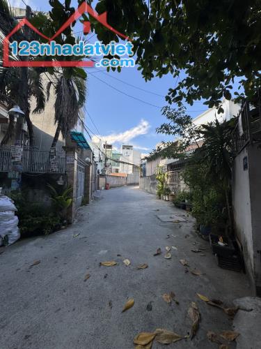 Bán nhà hẻm xe hơi thông Lã Xuân Oai Tăng Nhơn Phú A, 90m2, 3 tầng, ngang 4.5, 9 tỷ 3 - 2