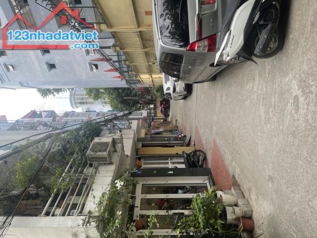 BÁN NHÀ THIÊN HIỀN MỸ ĐÌNH PHÂN LÔ  NGÕ 111; DT34M * 5 TẦNG * GIÁ 11.8 TỶ