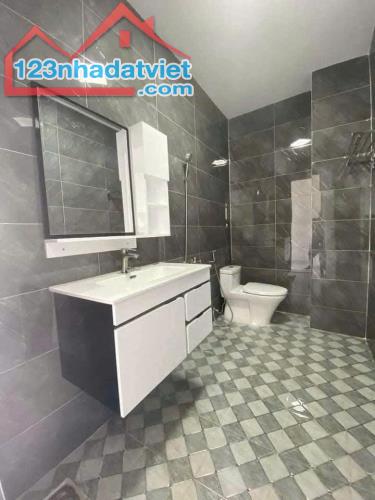 Nhà sổ riêng mới xây 1 trệt 1 lầu 3.1 tỷ/78 m2 - 1