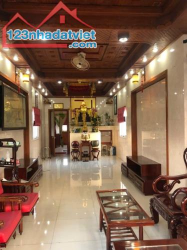 BÁN NHÀ MĂT TIỀN KINH DOANH -TÔ NGỌC VÂN QUẬN 12 - DT 100M2 - BÁN GẤP GIẢM 500TR - GIÁ