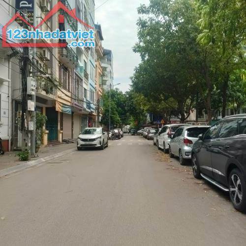 BÁN NHÀ PHÂN LÔ PHẠM TUẤN TÀI, ÔTÔ TRÁNH, VỈA HÈ KINH DOANH, 43M2 CHỈ 14 TỶ 080 - 2