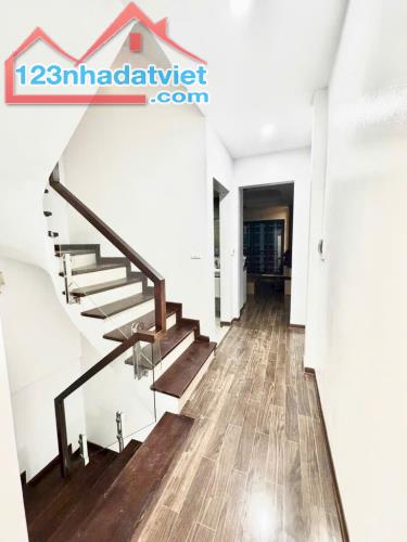 🔥 BÁN CCMN TRUNG TÂM CẦU GIẤY – 9 PHÒNG KHÉP KÍN – DÒNG TIỀN ỔN ĐỊNH 50 TRIỆU/THÁNG 🔥