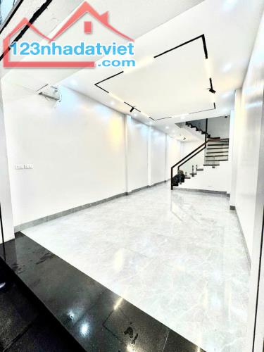 🔥 BÁN CCMN DỊCH VỌNG – 9 PHÒNG KHÉP KÍN – DÒNG TIỀN ỔN ĐỊNH 50 TRIỆU/THÁNG 🔥
