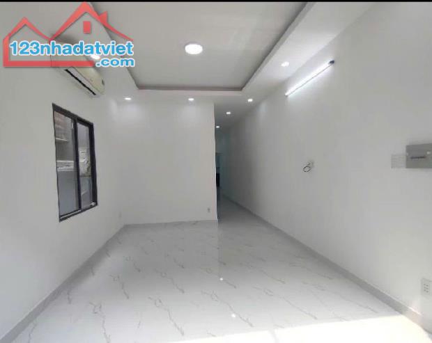 5TỶ05 tỷ KẾ HOÀNG DIỆU 2 - LINH TRUNG - THỦ ĐỨC NHÀ ĐẸP Ở NGAY   SIÊU RẺ 93M2 - 1