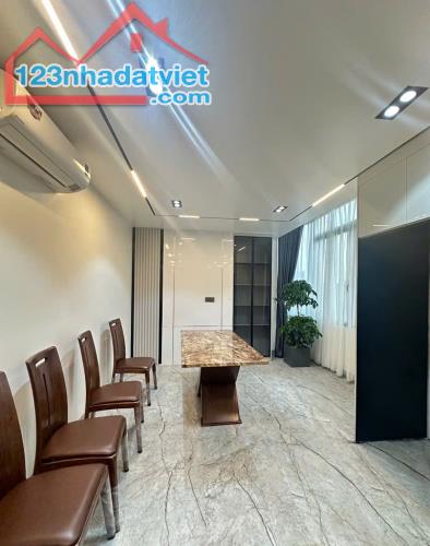 HOA HẬU NGỌC LÂM 40M, 8T, MT4M, THANG MÁY, 10M RA Ô TÔ TRÁNH, 20M RA PHỐ HỒNG TIẾN. - 5