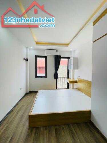 Tòa chdv Ba Đình 10 phòng khép kín, hai thoáng trước sau, cách ô tô 5m - 3