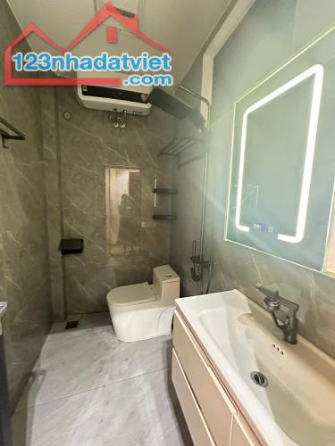 HOA HẬU HỒNG TIẾN 40M, 8T, MT4M, THANG MÁY, 10M RA Ô TÔ TRÁNH, 20M RA PHỐ HỒNG TIẾN. - 2