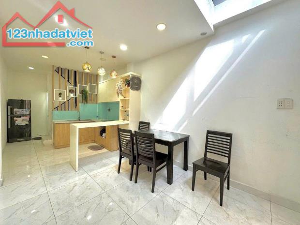 🏡5.7Tỷ NHÀ QUẬN 1,30M Ra HXH 5Tầng Mới Đẹp, ặng Nội Thất,TNT 14Tr,Sổ A4 - 2