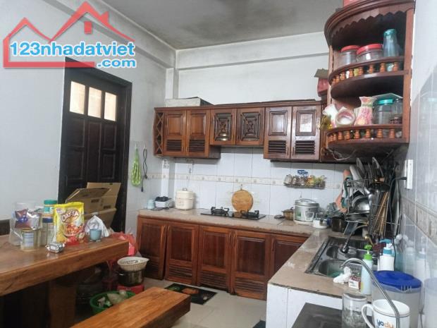 ♣ Đường Nhựa QH 5m Thi Sách Hải Châu gần Cổng Sâu Bay, 65m2, 2.5 tầng cứng sạch 5.2 tỷ