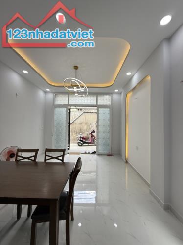 NHÀ TO GIÁ RẺ CHIẾN LƯỢC - BÌNH TÂN - 77M2 - 2PN 2WC - GIÁ 4.15 TỶ - 1