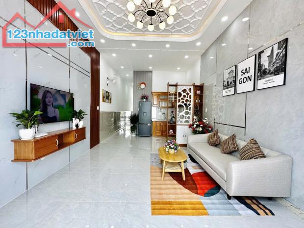 BÁN NHÀ MỚI XÂY HUỲNH VĂN NGHỆ P15 TÂN BÌNH - giá nhỉnh 3 tỷ TL - 2