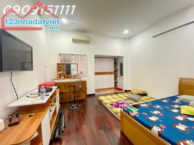 NHÀ ĐẸP 4 TẦNG- HẺM XE HƠI- GẦN HUỲNH TẤN PHÁT- QUẬN 7- 80M2- CHỈ NHỈNH 6 TỶ - 1