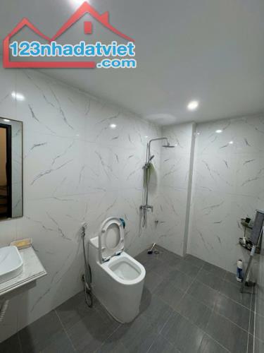BÁN NHÀ BẰNG LIỆT- HOÀNG MAI, 43 M2, 5 TẦNG, MẶT TIÊN 4 M, GIÁ 11,8 TỶ. - 4