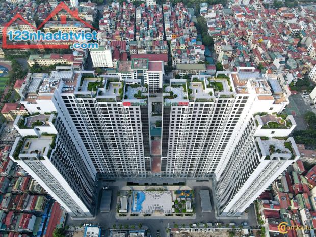 (Tin thật 100%) CH 85m2 x 2PN có slot ô tô tại Mipec Xuân Thủy - Nội thất cao cấp - Tầng - 4
