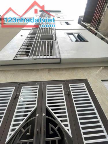🏠 CCMN NGÕ 87 YÊN XÁ  - 7  TẦNG - 11 PHÒNG - THU 45TR/TH - 8.8TỶ - hangmini.com - 3