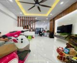 CẦU GIẤY NHÀ ĐẸP TÌM CHỦ MỚI Ạ KHU PHỐ KINH DOANH TẤP NẬP NHẤT QUẬN
