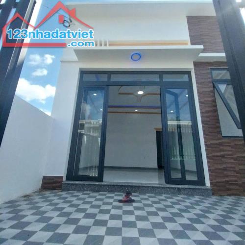 Chủ Ngộp Cần Bán Nhà Ở Hóc Môn, Giá 850triệu, DT100m2, SHR - 2