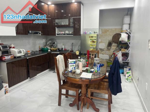 Nhà đường Thiên Lôi, phường Vĩnh Niệm, quận Lê Chân, Hải Phòng - 1