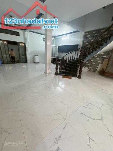 BÁN BIỆT THỰ 3 TẦNG, MẶT TIỀN NB BÌNH HƯNG, SÁT TẠ QUANG BỬU, QUẬN 8, LÔ GÓC 141 m2, 14.2 - 3