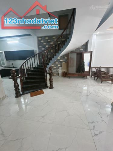 BÁN BIỆT THỰ 3 TẦNG, MẶT TIỀN NB BÌNH HƯNG, SÁT TẠ QUANG BỬU, QUẬN 8, LÔ GÓC 141 m2, 14.2 - 4