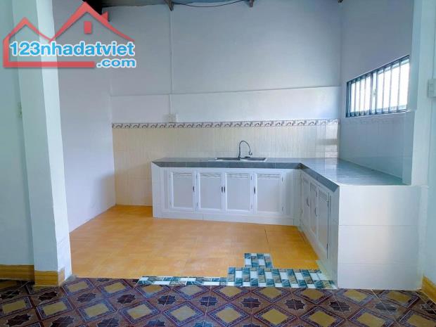 Cần Tiền bán nhanh Căn nhà ở Phan Văn Khải  Tân Phú Trung 116m2 Sổ Hồng riêng 600triêu - 2