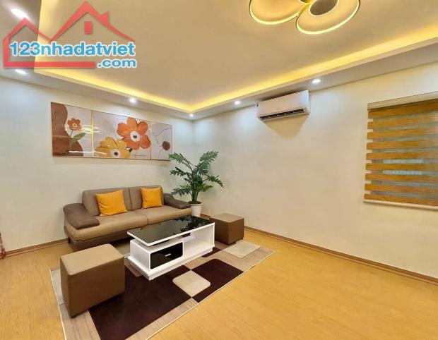 Nhà Đẹp - Lô Góc - Tập Thể Trung Tự - Phạm Ngọc Thạch - Đống Đa - Dt:90m2/3PN*nhỉnh 4 tỷ - 1