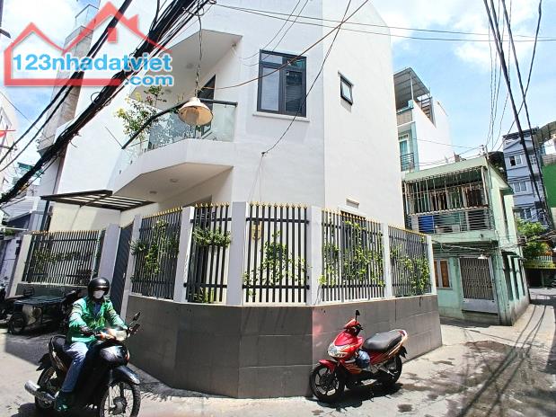 Bán Tòa Nhà CHDV - 2Măt Tiền - 5 Tầng - Doanh Thu 800tr/năm Có Sẵn HĐ Thuê 10Năm