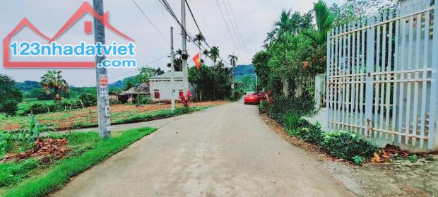 SIÊU RẺ- lô đất tuyến 2 tỉnh lộ 414 Ba Trại Ba Vì_1784M_200M đất ở bám đường 2oto tránh