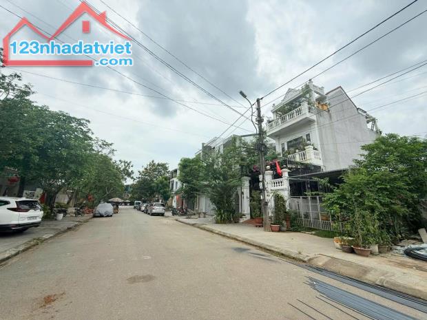 Bán đất mặt tiền đường Lê Gia Đỉnh KQH Bàu Vá đường rộng 17m. - 1