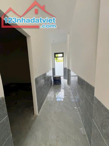 NHÀ XỊN GIÁ TỐT SỔ SẴN CHỈ 700TR SỞ HỮU NGAY NHÀ CẠNH TRUNG TÂM TP BIÊN HÒA - 3