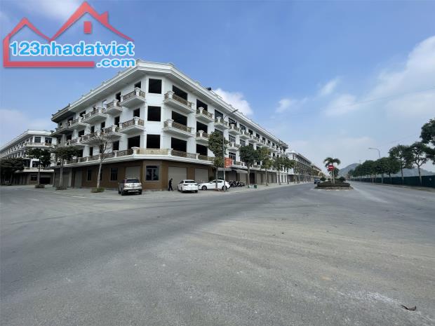 QUỸ CĂN CUỐI CÙNG! SHOPHOUSE MẶT ĐẠI LỘ CSEDP. LH: 0966 343 969